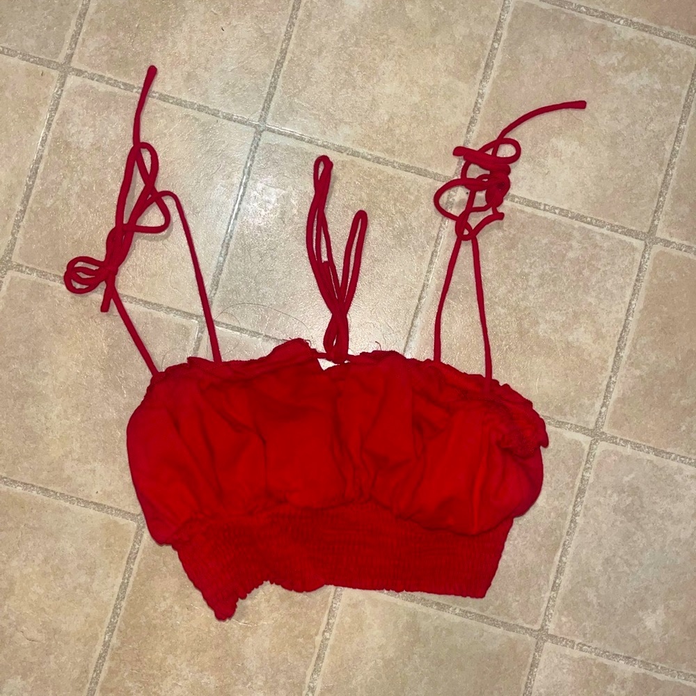 Princess polly cropped red top